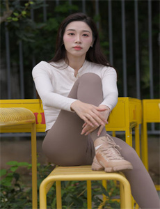 《少女哔哩哔哩高清免费播放-伦理免费电影》